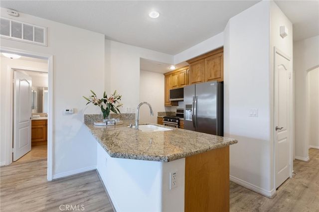 2750 Artesia 458, Redondo Beach, CA 90278