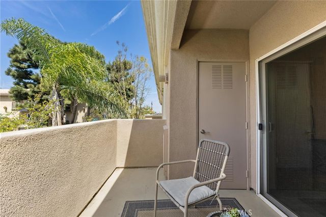 2750 Artesia 458, Redondo Beach, CA 90278
