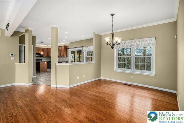 3186 Overlook Drive, Lower Macungie Twp, PA 18049