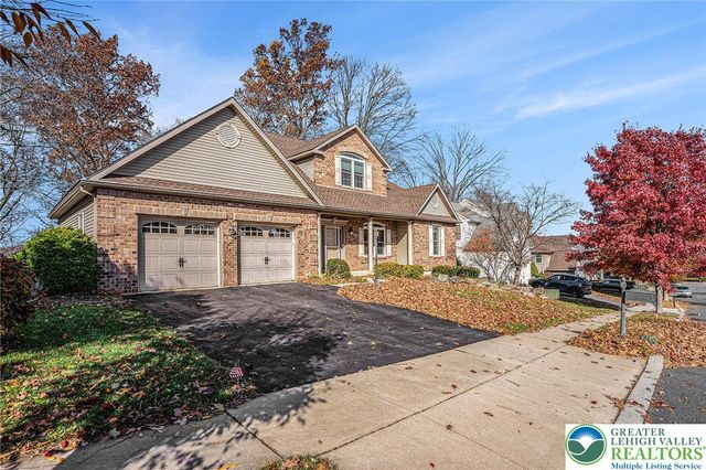 3186 Overlook Drive, Lower Macungie Twp, PA 18049