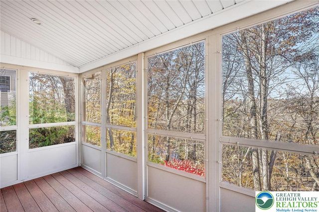 3186 Overlook Drive, Lower Macungie Twp, PA 18049