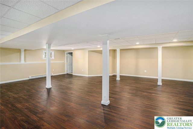 3186 Overlook Drive, Lower Macungie Twp, PA 18049