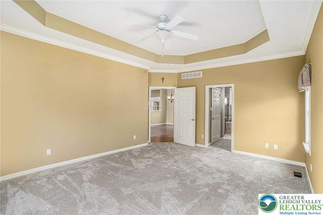 3186 Overlook Drive, Lower Macungie Twp, PA 18049