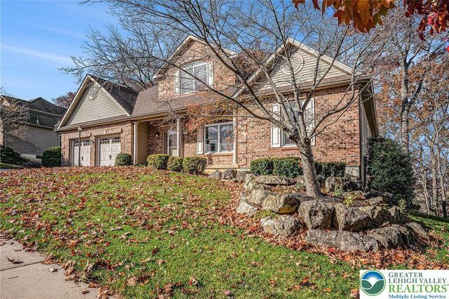 3186 Overlook Drive, Lower Macungie Twp, PA 18049