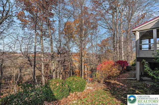 3186 Overlook Drive, Lower Macungie Twp, PA 18049