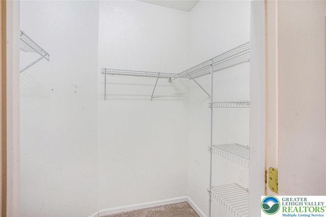 3186 Overlook Drive, Lower Macungie Twp, PA 18049