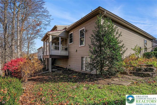 3186 Overlook Drive, Lower Macungie Twp, PA 18049