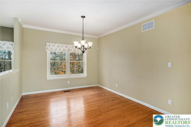 3186 Overlook Drive, Lower Macungie Twp, PA 18049