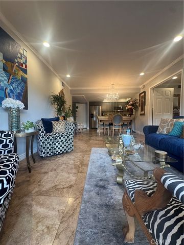 2700 Cahuenga Boulevard E 4223, Los Angeles, CA 90068