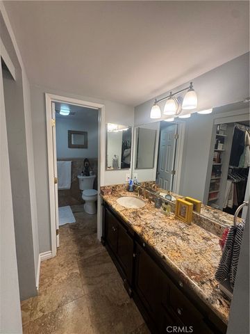 2700 Cahuenga Boulevard E 4223, Los Angeles, CA 90068
