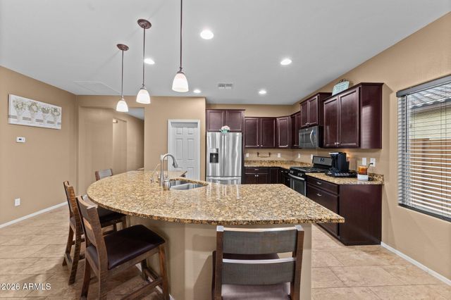 26011 W Wahalla Lane, Buckeye, AZ 85396