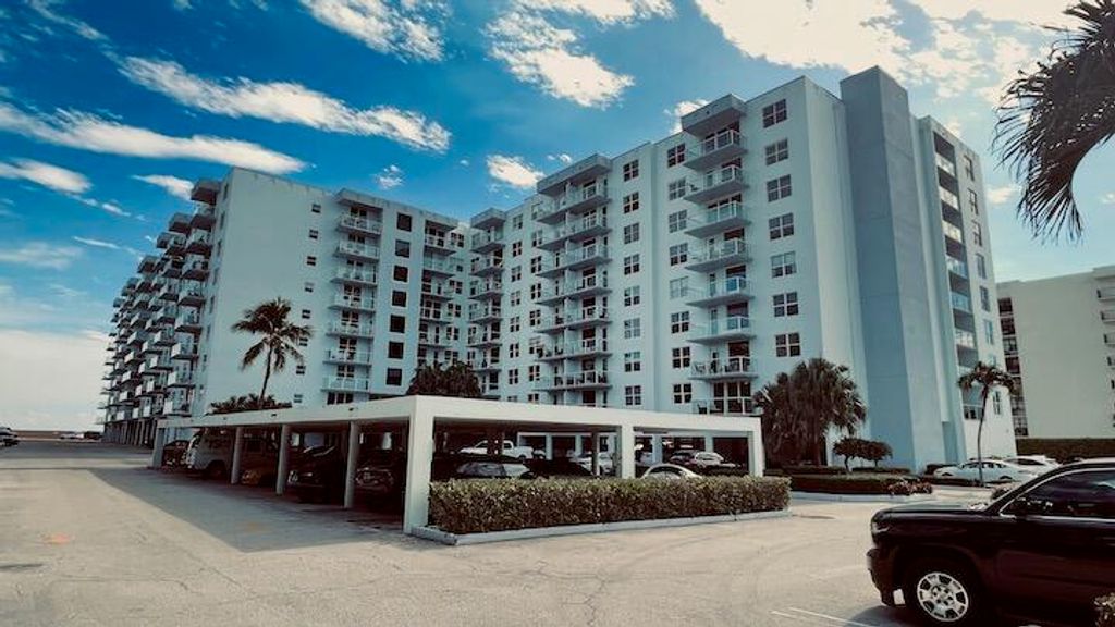 3450 S Ocean Boulevard 5030, Palm Beach, FL 33480