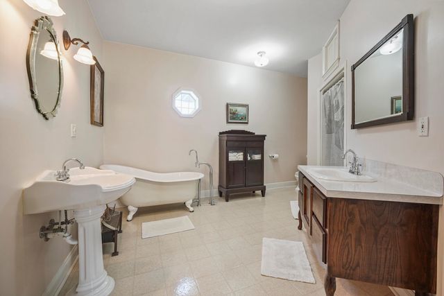 2843 Lee Dr, Pierre Part, LA 70339