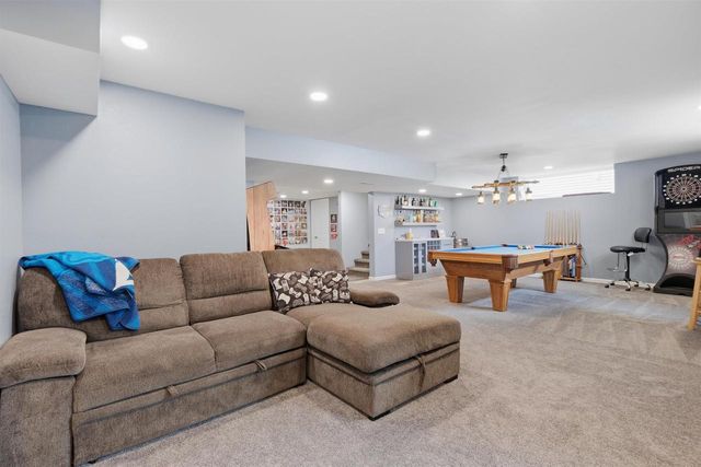 353 Bella Way, Sun Prairie, WI 53590
