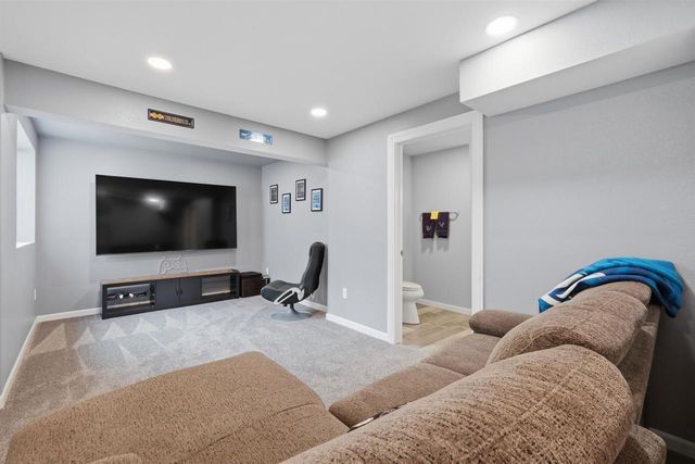 353 Bella Way, Sun Prairie, WI 53590