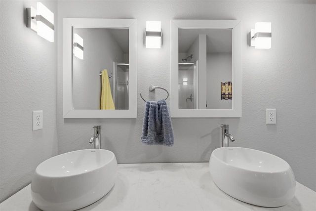 353 Bella Way, Sun Prairie, WI 53590