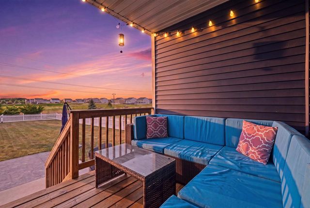 353 Bella Way, Sun Prairie, WI 53590