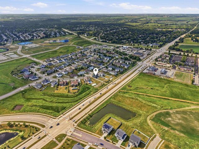 353 Bella Way, Sun Prairie, WI 53590