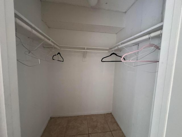 2050 N Congress Avenue 207, West Palm Beach, FL 33401