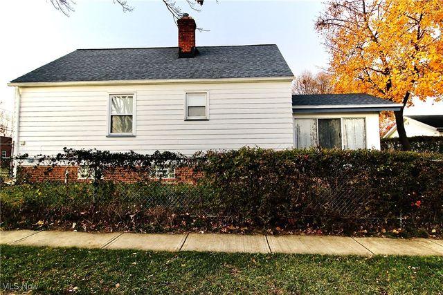 3765 W 116th Street, Cleveland, OH 44111