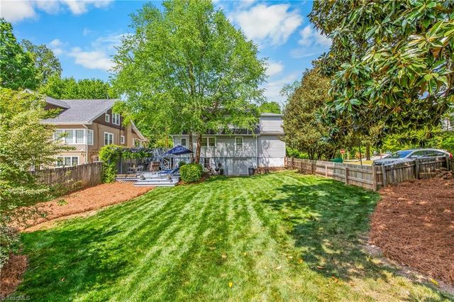 601 Colonial Drive, High Point, NC 27262