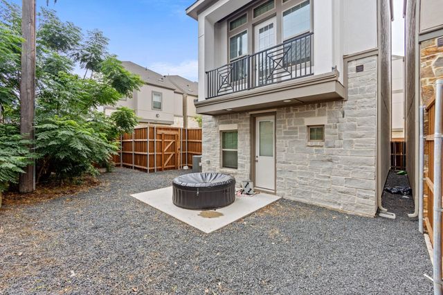 5304 Laurel Branch Drive, Dallas, TX 75209