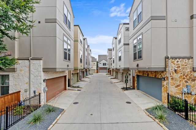 5304 Laurel Branch Drive, Dallas, TX 75209