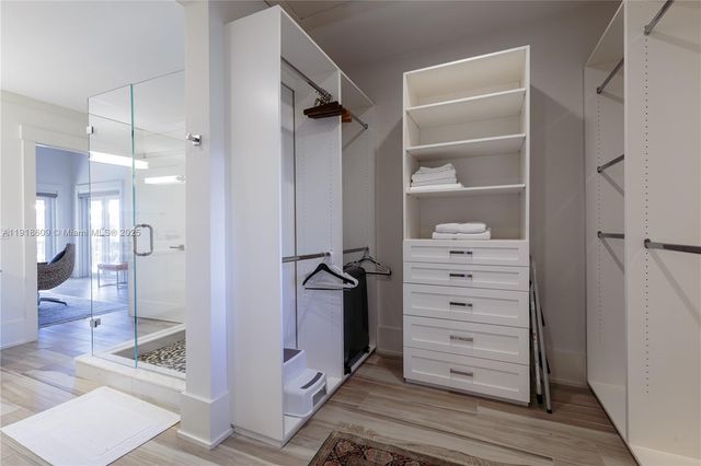 22 south island dr, Key Largo, FL 33037