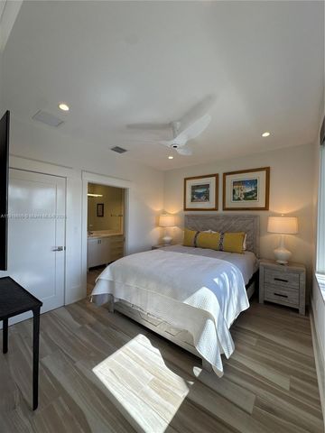 22 south island dr, Key Largo, FL 33037