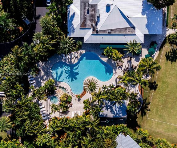 22 south island dr, Key Largo, FL 33037