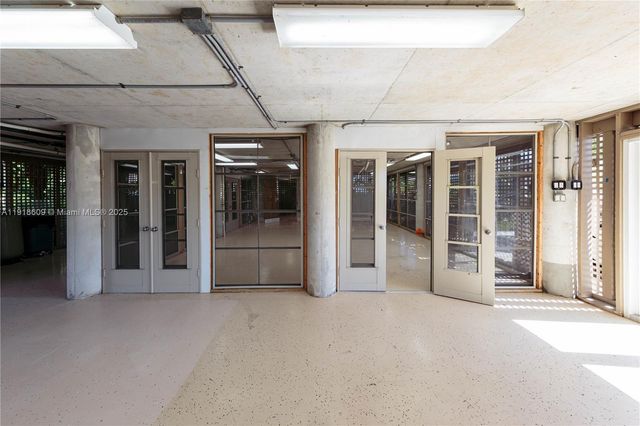 22 south island dr, Key Largo, FL 33037