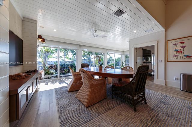 22 south island dr, Key Largo, FL 33037