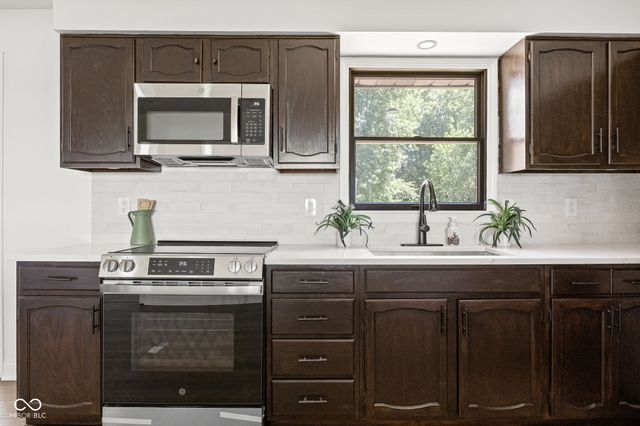 6349 W 350 S, Tipton, IN 46072