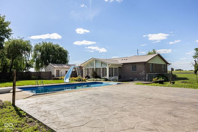6349 W 350 S, Tipton, IN 46072