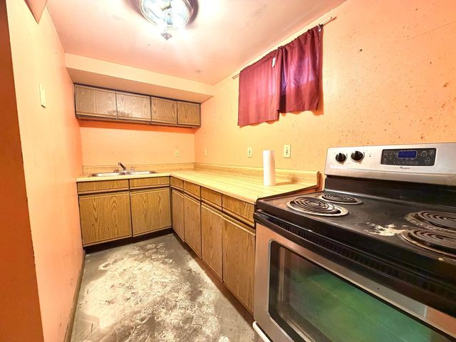 410 11th Street SW, Willmar, MN 56201