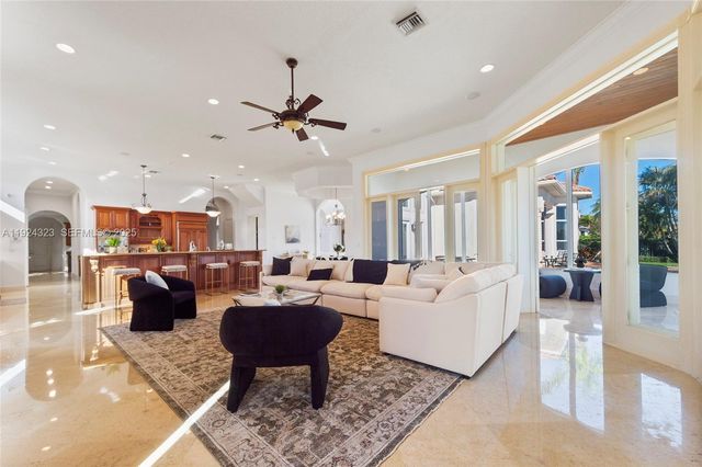 3308 Islewood Ave, Weston, FL 33332