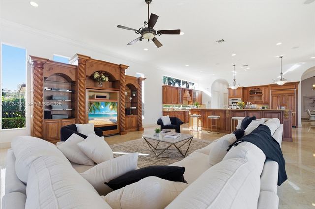 3308 Islewood Ave, Weston, FL 33332