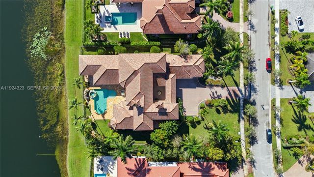 3308 Islewood Ave, Weston, FL 33332