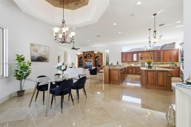 3308 Islewood Ave, Weston, FL 33332