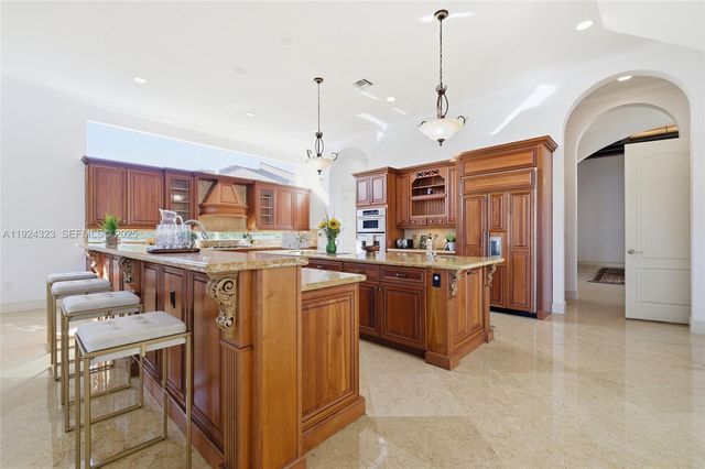 3308 Islewood Ave, Weston, FL 33332