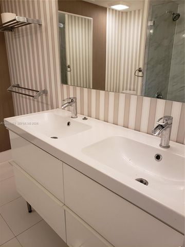 100 Golden Isles Drive PH 7, Hallandale Beach, FL 33009