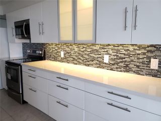 100 Golden Isles Drive PH 7, Hallandale Beach, FL 33009