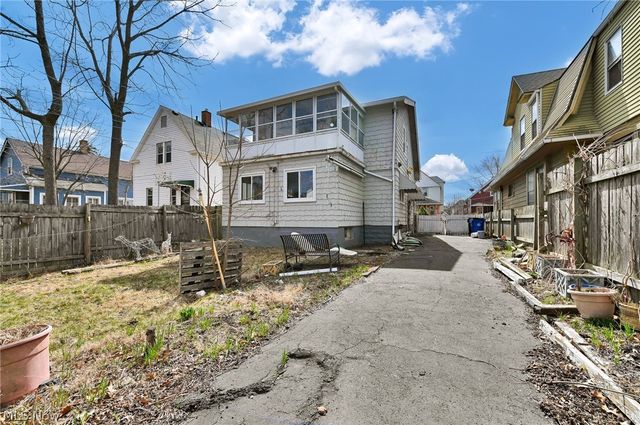 9607 Fuller Avenue, Cleveland, OH 44104