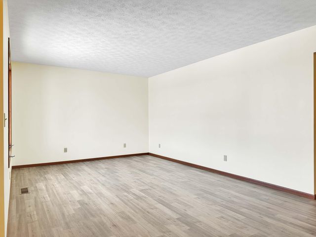 521 N Julia Street 44 521 N Julia Street 44, Urbana, OH 43078