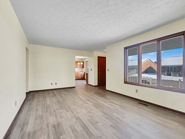 521 N Julia Street 44 521 N Julia Street 44, Urbana, OH 43078