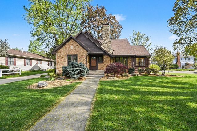 623 E Central Avenue, Zeeland, MI 49464