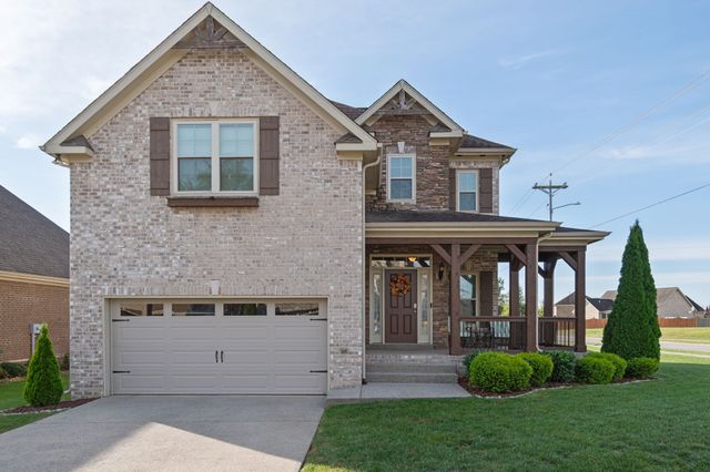 6038 Sanmar Dr, Spring Hill, TN 37174