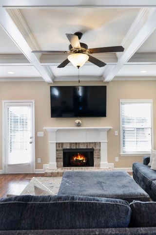 6038 Sanmar Dr, Spring Hill, TN 37174