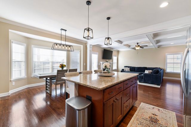 6038 Sanmar Dr, Spring Hill, TN 37174