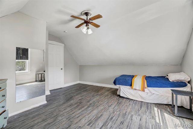 135 E Holden Avenue, St Louis, MO 63125